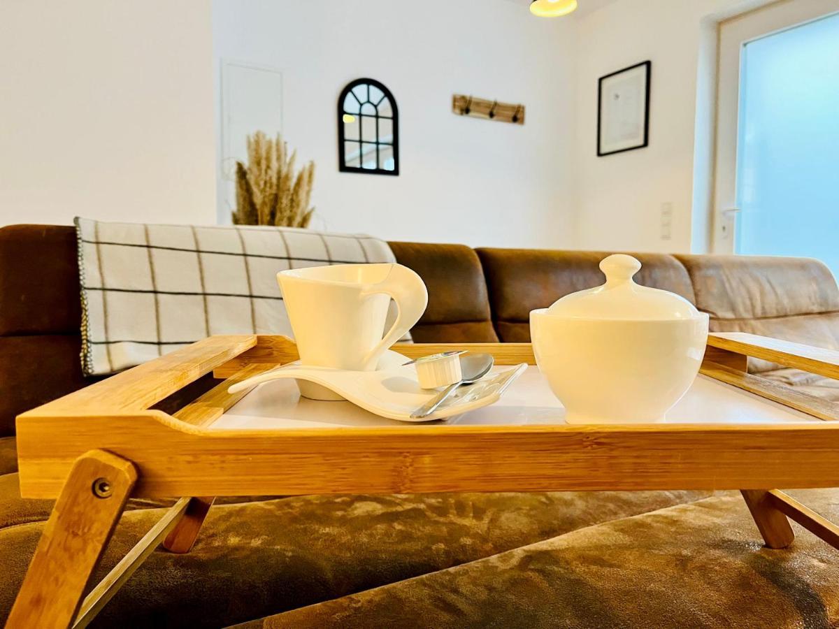 Better Living - Villa - Exklusiv Studio 76Qm มอนทาเบาอาร์ ภายนอก รูปภาพ